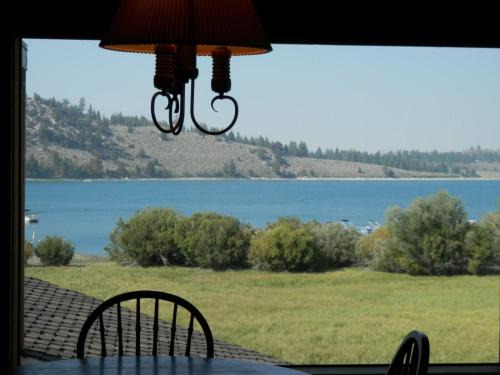 June Lake Apartamento | Rr-edgewater10