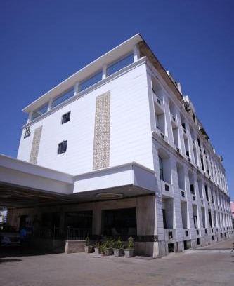 Palayankottai Hotel | RR Inn Tirunelveli