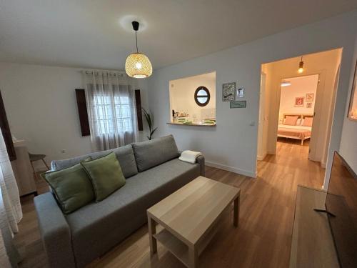 Ronda Apartamento | Rual María Cabrera