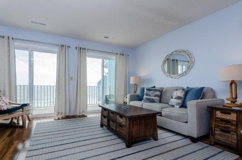 Kure Beach Casa | Rudicile by Bryant Real Estate