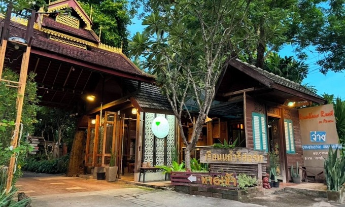 Phra Luang Casa | Ruen Kaew Boutique Resort
