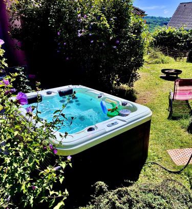Michelsberg Apartamento | Ruhe & Erholung im Grünen! Mediterranes Landhaus-Apartment mit Jacuzzi für bis zu 4 Personen