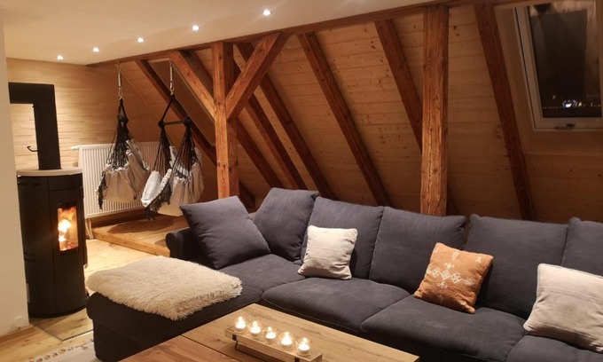 Hohenberg a.d.Eger Apartamento | Ruhig gelegene, top moderne Ferienwohnung - Hot Tub und Sauna gegen Aufpreis