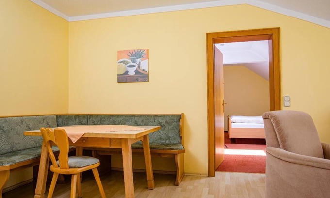 Bad Fuessing Apartamento | Apartamento tranquilo cerca de los baños Bad Füssing