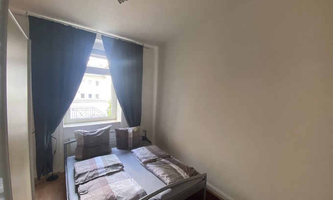 Wiesbaden Casa | Ruhige Gemütliche Altbau Apartment/fewo in Zentraler Lage