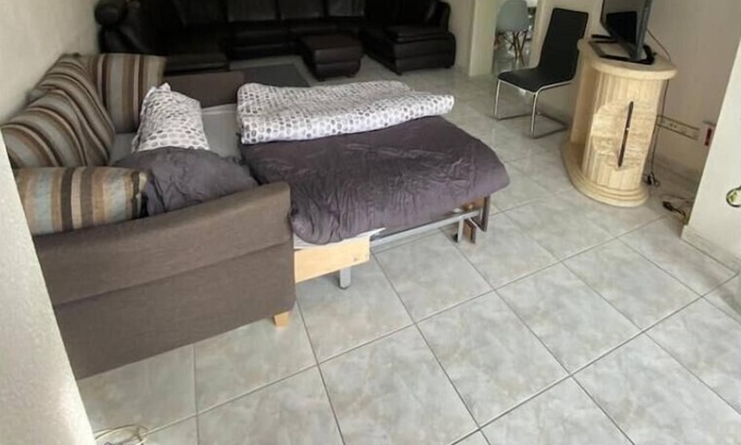 Zollstock Apartamento | Ruhige WE 6 P. Urban Öpnv