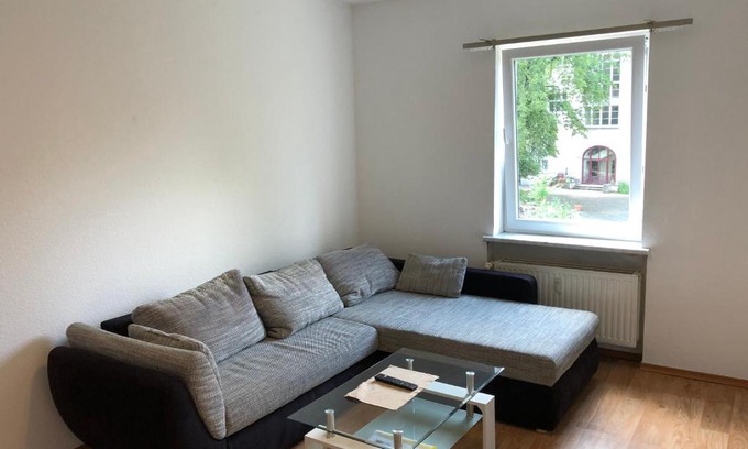 Giebichenstein Apartamento | Ruhige Wohnung bei der Burg im OG2