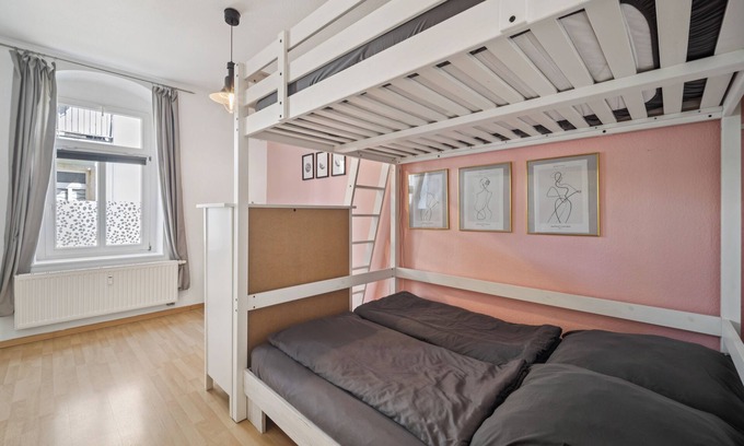 Gruna Apartamento | Ruhige Wohnung Nähe Dresden Panometer & Pferde Rennbahn Gratis Parkplatz