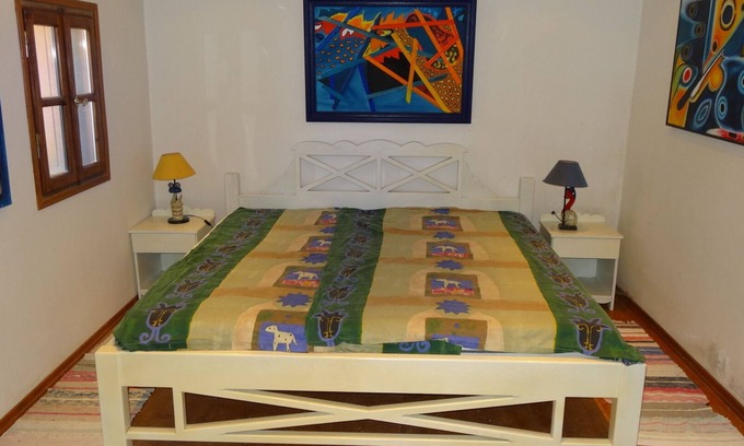Amaniou Apartamento | Ruhiges Gästezimmer mit grossem Bad in Amaniou