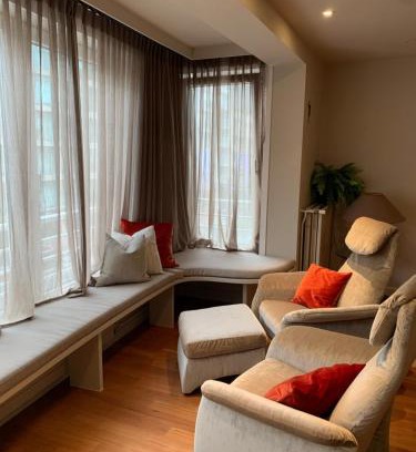 Knokke Apartamento | Ruim appartement vlakbij zee met parking