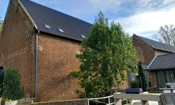 Mesch Apartamento | Ruim appartement voor 14 personen