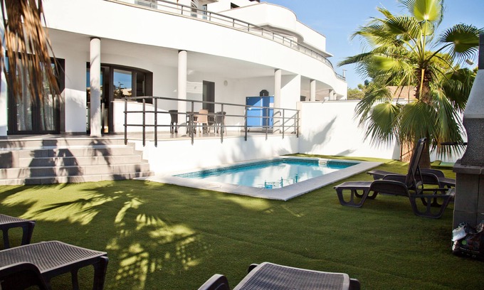 Can Pastilla Casa | Holidays beach house with pool