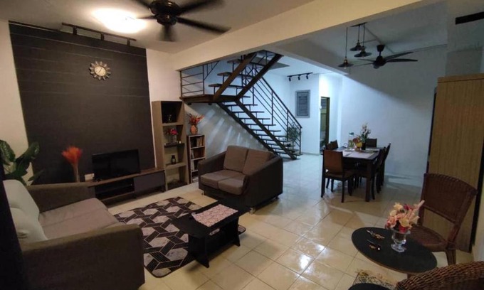 Pasir Gudang Apartamento | Rumah teres 2 tingkat & 3 bilik