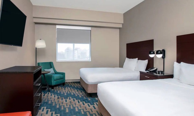 Dania Beach Hotel | Runway to Relaxation: Pool, FREE Airport Shuttle. Close to Hollywood Beach