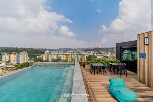 Itoupava Seca Apartamento | RUP - Estudios Equipados en Edificio con Piscina
