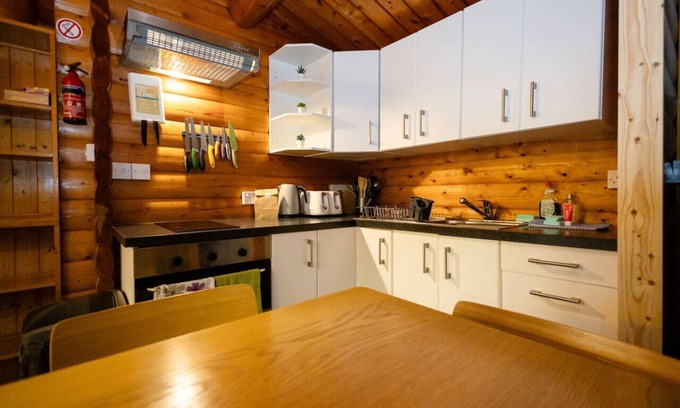 Bronaber Cabina | Rural 3 Bed Log Cabin Getaway