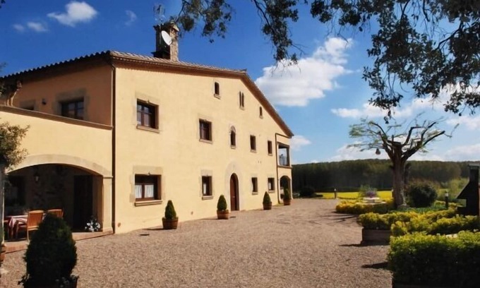 Fogars de la Selva Cabaña | Apartamento rural con jardín, piscina y WIFI para 4 personas