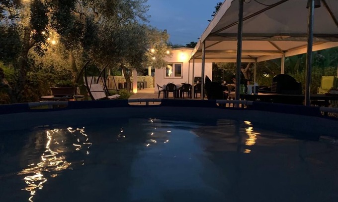 Modugno Casa | Rural detached house surrounded by greenery, healthy air and plenty of outdoor space.