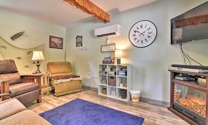 Sardis Cabina | Rural Escape by Sardis Lake: 25 Mi to Oxford!