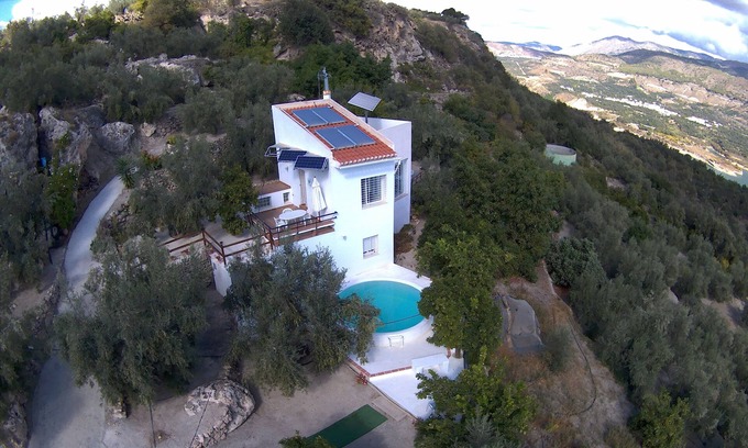 El Pinar Cabaña | Casa rural "Encina Gorda", ideal para disfrutar de descanso e intimidad