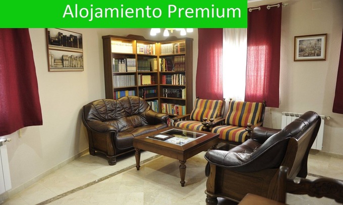 Almagro Cabaña | Casa Rural La Biblioteca. 6hab=350€- 7hab=390€