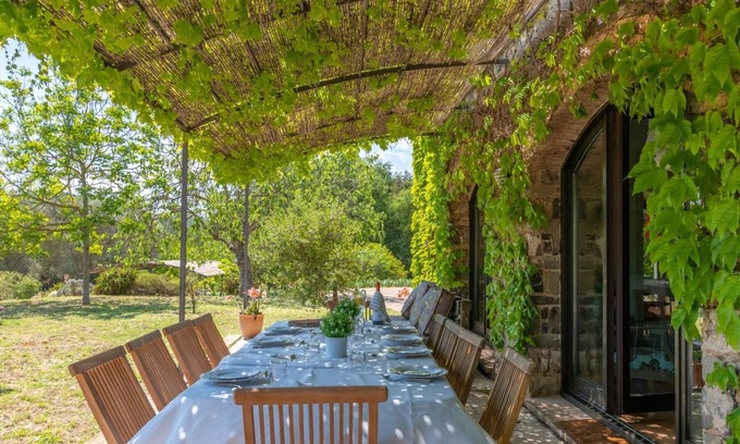 Foixa Casa | Casa Rural 'Mas Darovie' con vistas a la montaña, Wi-Fi y aire acondicionado