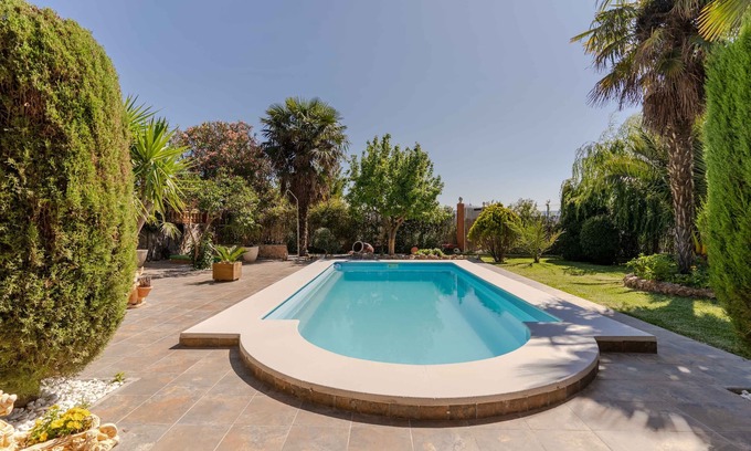 Nigüelas Chalet De Esquí | Casa rural con piscina, jardín y barbacoa