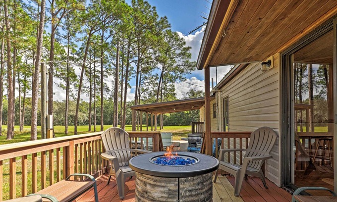 Crescent City Casa | Rural Pomona Park Getaway Near St John’s River!