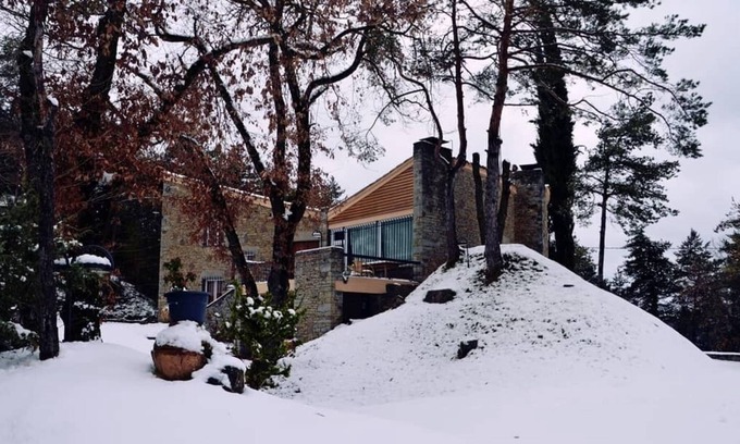 Sant Boi de Llucanes Casa | Casa Rural, privada con piscina privada y vista a la montaña