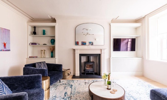 Upper Town Apartamento | Russell House Suites
