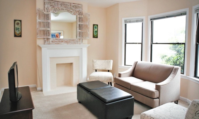 Russian Hill Apartamento | Russian Hill Contemporary 3/1 Apartment, Safe and Great Location