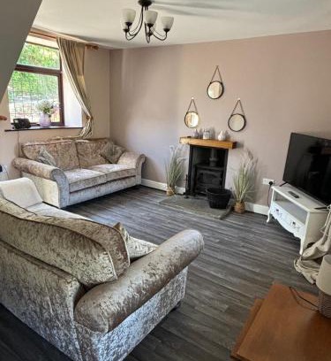 Defynnog Casa | Rustic 2Bedroom Cottage with Garden in Sennybridge