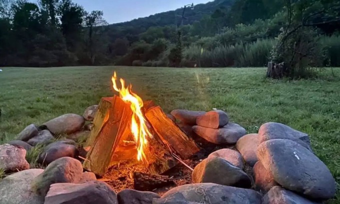 Oliverea Cabina | Rustic 3BR Cabin w/ Wood Burning Fireplace + Creek