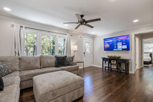 Cartersville Casa | Rustic 3BR Home in a Natural Cartersville Getaway