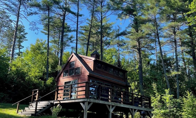 Belgrade Cabina | Rustic and Sustainable mini Cabin
