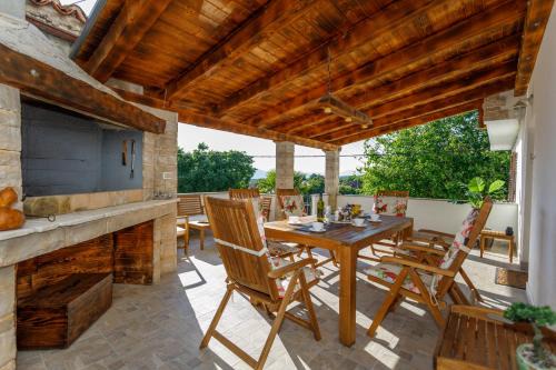 Pinezici Apartamento | Rustic apartment EVELIN