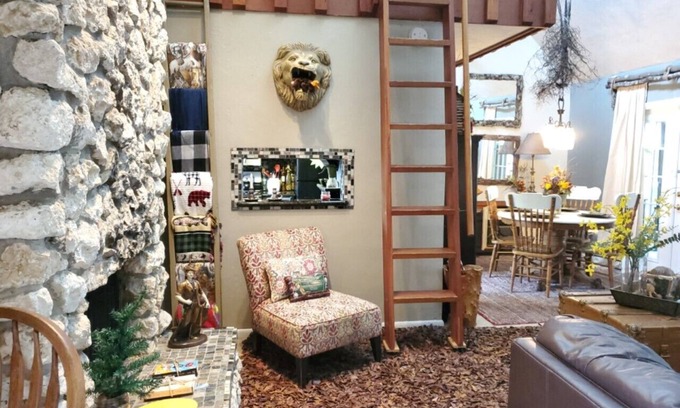 Tallahassee Cabina | RUSTIC CABIN-LODGE IN THE WOODS IN THE CITY