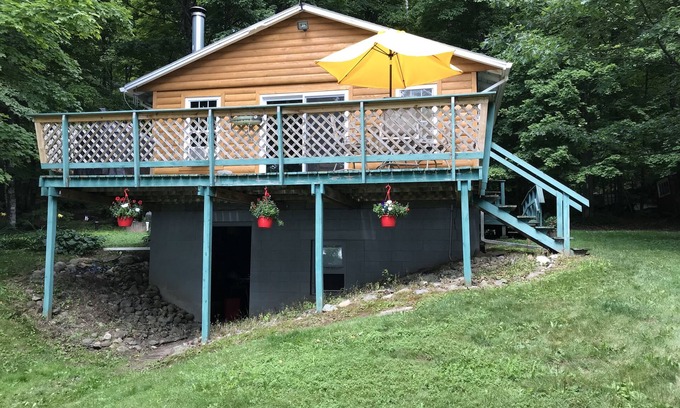 Phelps Cabina | Cabaña rústica situada en la orilla oeste del lago Kentuck