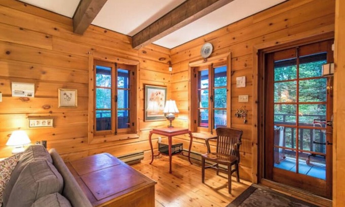 Saint-Faustin-Lac-Carre Cabina | Rustic chalet in Mont-Blanc, lakeside, 4 bedrooms