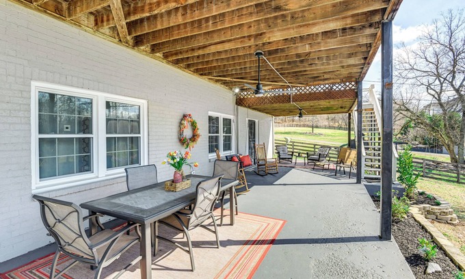 Antioch Apartamento | Rustic Cowboy Ranch Retreat: Stay Near Nashville