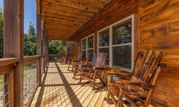 Gatlinburg - Pigeon Forge Apartamento | Rustic Dreamscapes in Gatlinburg