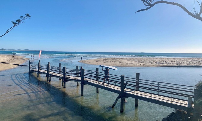 Arrawarra Headland Cabina | Rustic Driftwood Beachfront Cabins