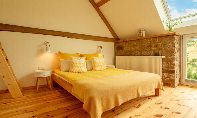 Gees Casa | Rustic Eifel - Garden, kitchen - Hiking, bike trails & self-check-in
