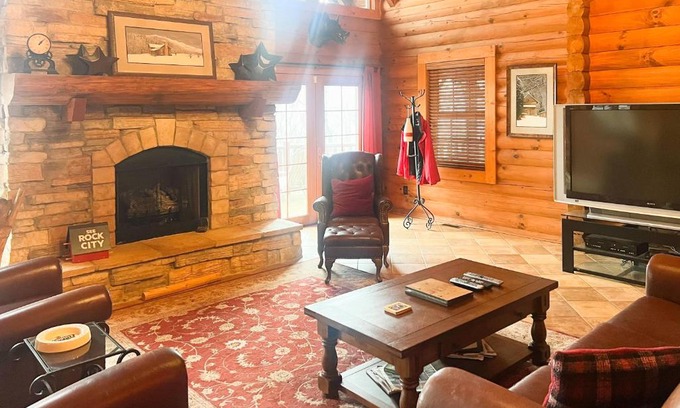 Boone Casa | Rustic Elegance
