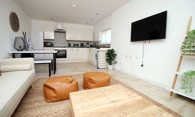 Pontcanna Apartamento | Rustic Elegant Retreat Opposite Stadium