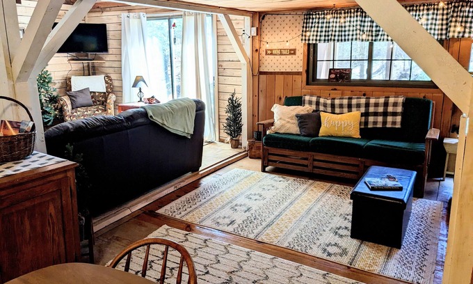 Forestport Cabina | 🌲 Rustic Family Camp, 25 Min from Old Forge!🌲