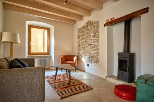 Brenzone sul Garda Apartamento | Rustic Family Friendly House