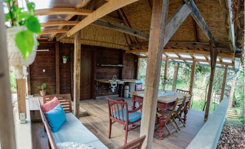 Balatonkenese Casa | Rustic&Green Guesthouse for 6 people FREE AIRCONDITIONER FREE COFFEE FREE PARKING