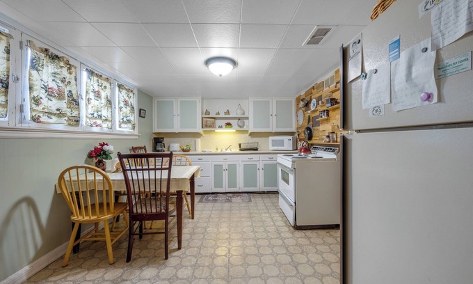 Idaho Falls Apartamento | Rustic Hideaway 1-bedroom apartment in Central Idaho Falls, with WiFi