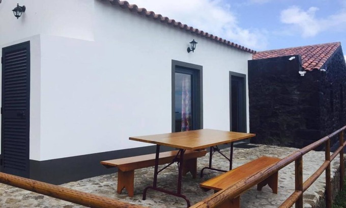 Santa Cruz da Graciosa Casa | Rustic House in Graciosa